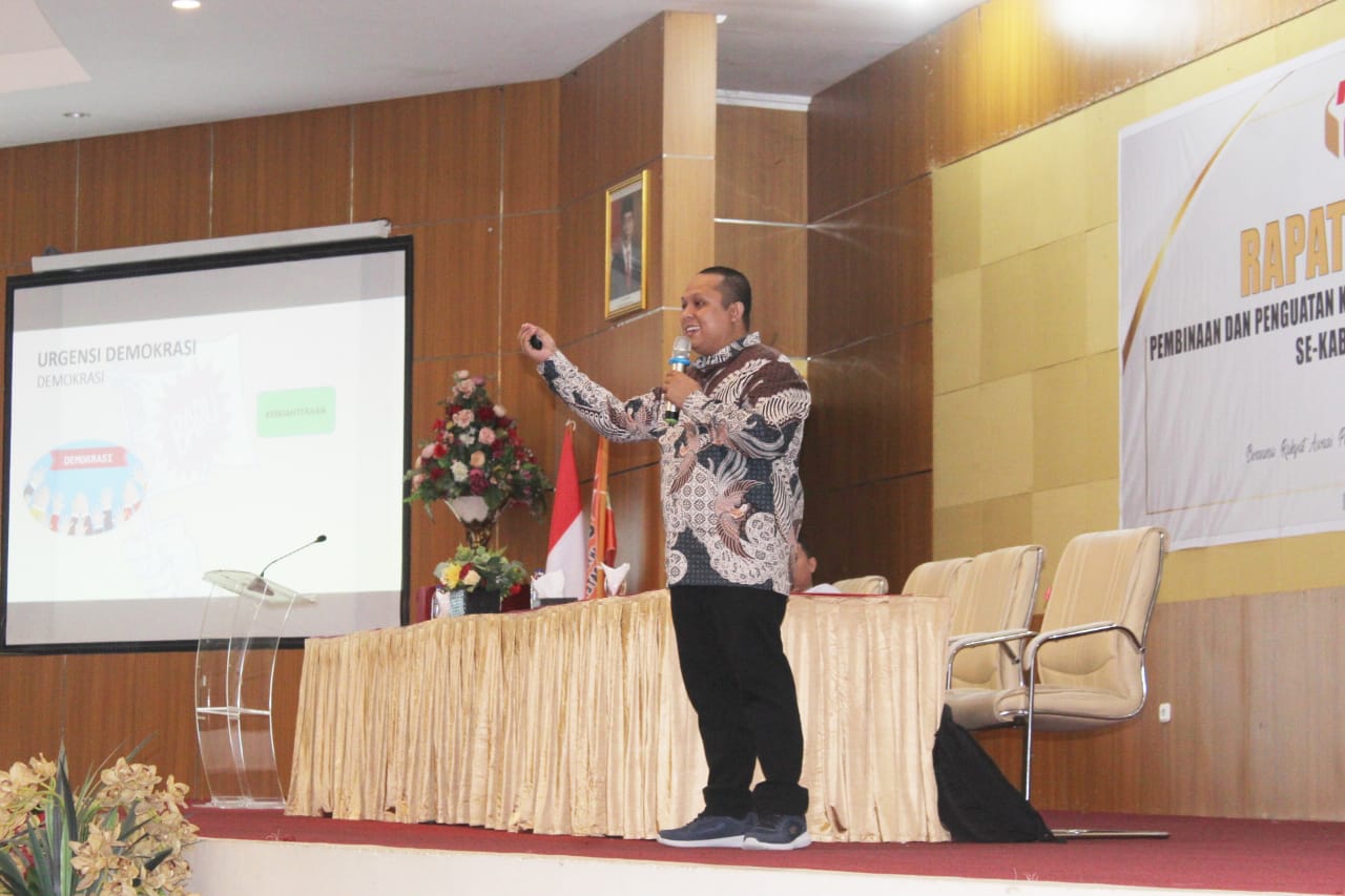 Mengisi Kegiatan Bawaslu, Hendra; “ Partisipasi Masyarakat Kunci Keberhasilan Pemilu “